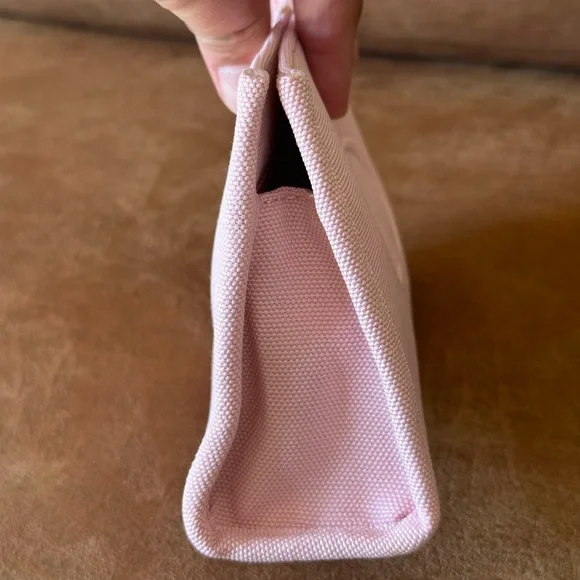 Dior Soft Pink Women's Wallet - Picture 3 of 8